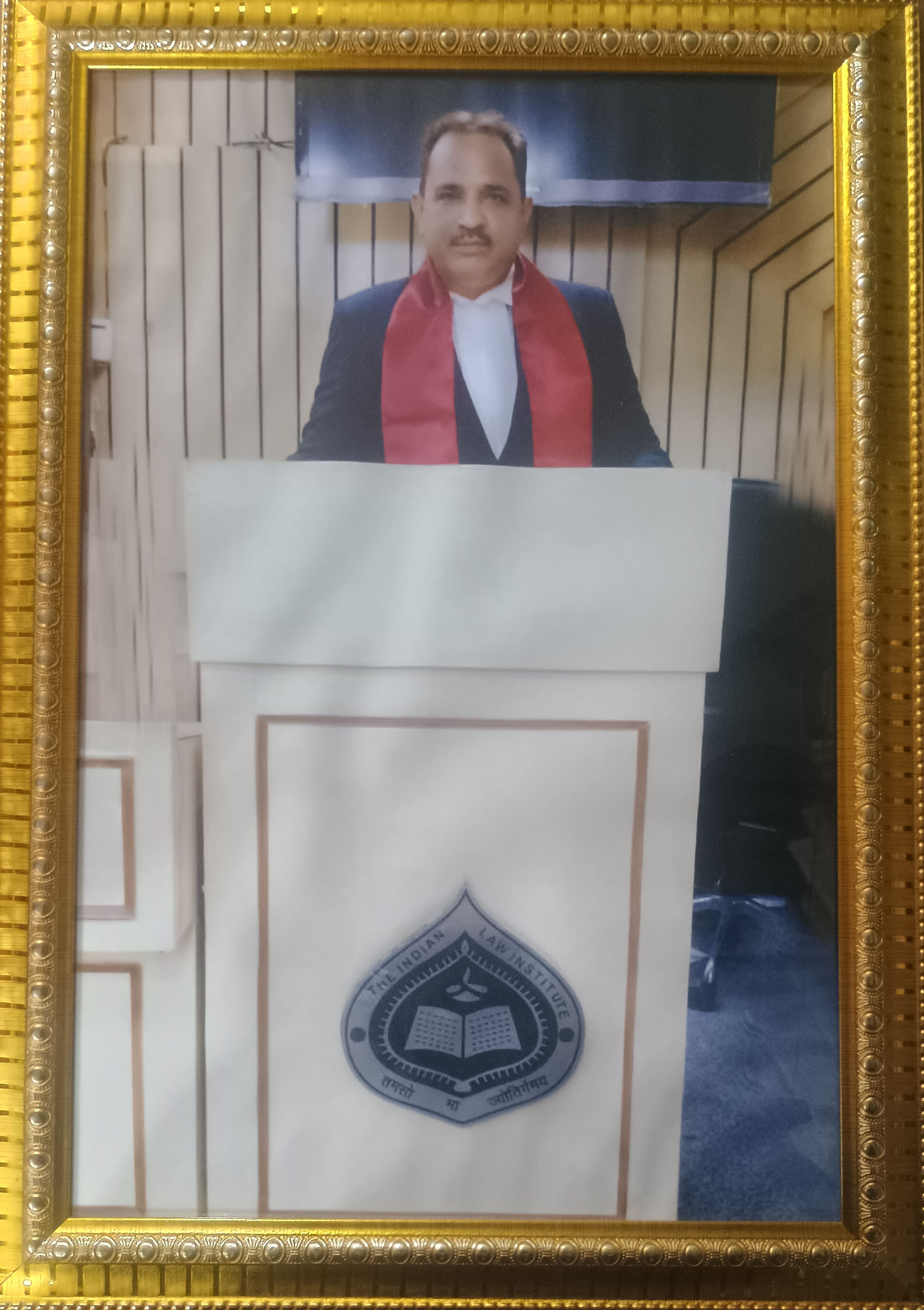 Arif Foji meeting with clients